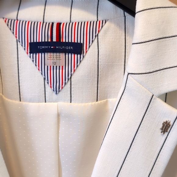 Tommy Hilfiger pinstripe pants suit - Picture 8 of 11